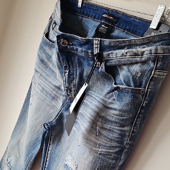 Men's Blue Distressed Jeans Tall Length. Size 36x34 - Picture 7 of 14